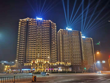 威海(hai)市華瀚大(da)湖公館樓體及週邊(bian)景觀亮化工程